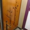 ペリカン(渋谷区/ラブホテル)の写真『301号室のくつぬぎの脇には洒落た透かし彫り。和風です。』by angler