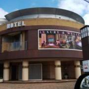 HOTEL Ｄ 入間(全国/ラブホテル)の写真『昼の外観』by マーシ