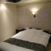 HOTEL ALL-INN G（オールインジー）(豊島区/ラブホテル)の写真『503号室 ベッド』by なめろう