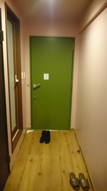 マンゴスチンホテル(町田市/ラブホテル)の写真『514号室のドア。防音仕様のノブ。』by angler
