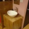 マンゴスチンホテル(町田市/ラブホテル)の写真『514号室の洗面台。小さいですがベッドサイドなので便利です。(*^^*) 鏡が小さいですが。』by angler