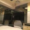 XO新宿(新宿区/ラブホテル)の写真『306号室　ソファから見た室内』by ACB48