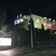 ホテルリフレ(塩尻市/ラブホテル)の写真『夜の外観』by まさおJリーグカレーよ