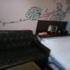 Riverside Kojo(相模原市/ラブホテル)の写真『203号室のソファ。二人がけ。』by angler