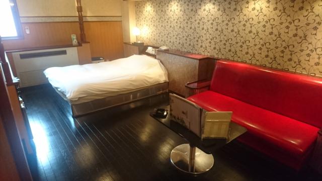 ホテル レモンツリー富里(富里市/ラブホテル)の写真『207号室 部屋全体』by よしお440