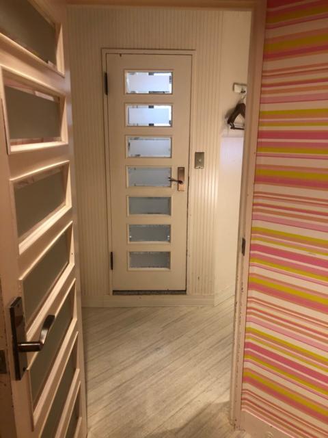 ホテル　エイト(新宿区/ラブホテル)の写真『302号室　入り口から浴室のドア』by hello_sts