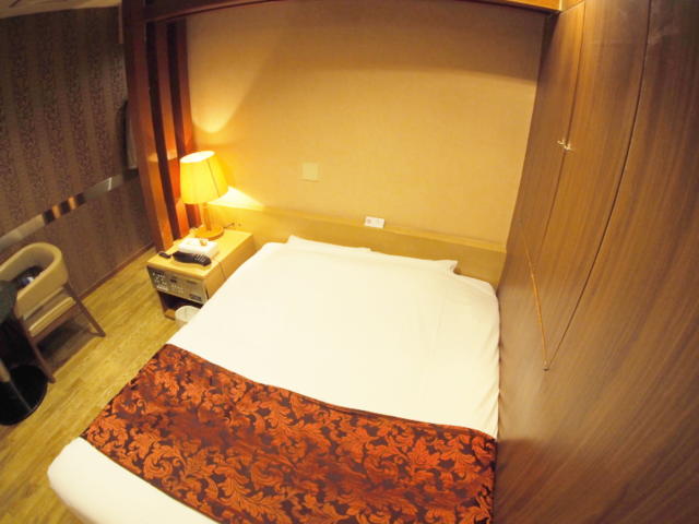 ホテル モアナ大塚(豊島区/ラブホテル)の写真『304号室 ベッドルーム』by koge