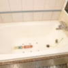 HOTEL LOHAS(墨田区/ラブホテル)の写真『905号室（浴槽幅90㎝（ペットボトル4.5本分）推定。ジャグジー）』by 格付屋