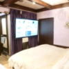 HOTEL LOHAS(墨田区/ラブホテル)の写真『905号室（部屋奥から入口横方向）』by 格付屋