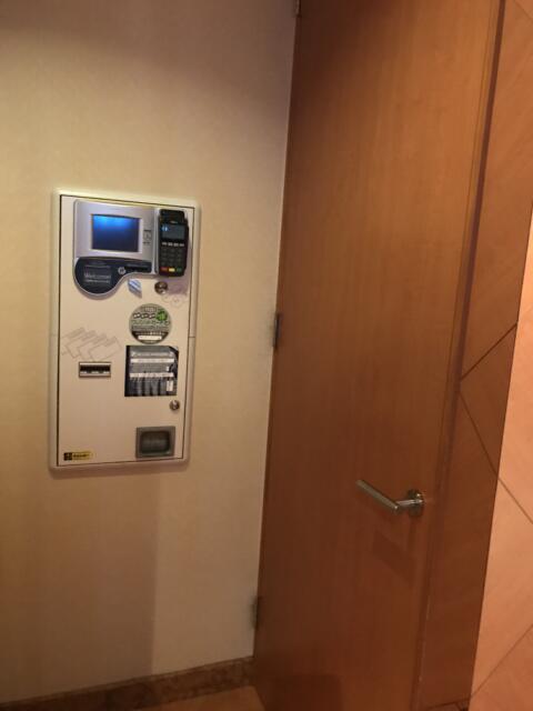 新宿ジャルディーノ(新宿区/ラブホテル)の写真『102号室の室内(右側は玄関)⑥』by 少佐