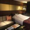 ホテルモアナ(新宿区/ラブホテル)の写真『205号室　お部屋入口から見た室内』by ACB48