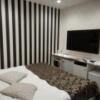 ホテル ラパンセ(さいたま市浦和区/ラブホテル)の写真『307_ベッドとテレビ』by beat takeshi