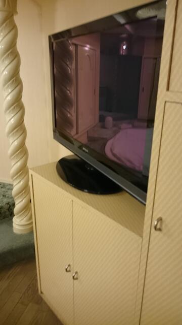 ミンク町田(相模原市/ラブホテル)の写真『403号室のテレビ』by angler