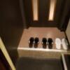 HOTEL LOTUS MODERN 岩槻店(さいたま市岩槻区/ラブホテル)の写真『203号室　玄関段差あり』by 洋平君