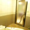 GRAND CHARIOT(グランシャリオ)(新宿区/ラブホテル)の写真『403号室（浴室奥から入口方向）』by 格付屋