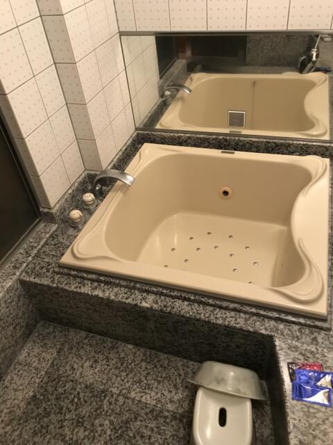 アランド新宿(新宿区/ラブホテル)の写真『307号室の浴槽』by 少佐