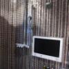 ザ・グランツ(港区/ラブホテル)の写真『301号室　シャワーと浴室テレビ』by マーケンワン