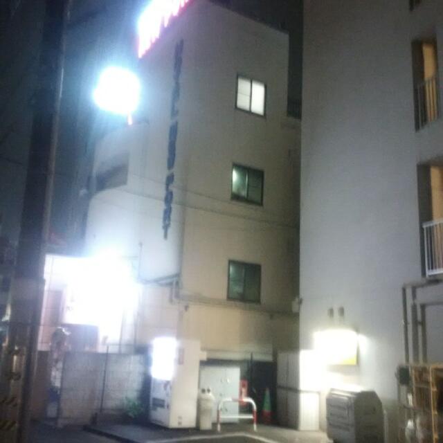 ニューポート(立川市/ラブホテル)の写真『全景（夜）』by 市