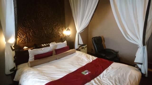 HOTEL Bali An Resort　新宿アイランド店(新宿区/ラブホテル)の写真『632号室（部屋奥から入口横方向）』by 格付屋