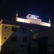 HOTEL GRACE（グレイス）(岐阜市/ラブホテル)の写真『夜の外観』by まさおJリーグカレーよ