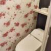HOTEL ALL-INN G（オールインジー）(豊島区/ラブホテル)の写真『505号室　トイレ　壁紙も薔薇模様』by 弓使い