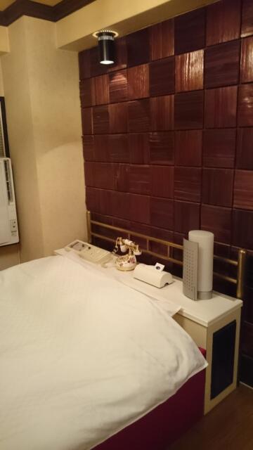 ミンク町田(相模原市/ラブホテル)の写真『402号室のベッド。』by angler