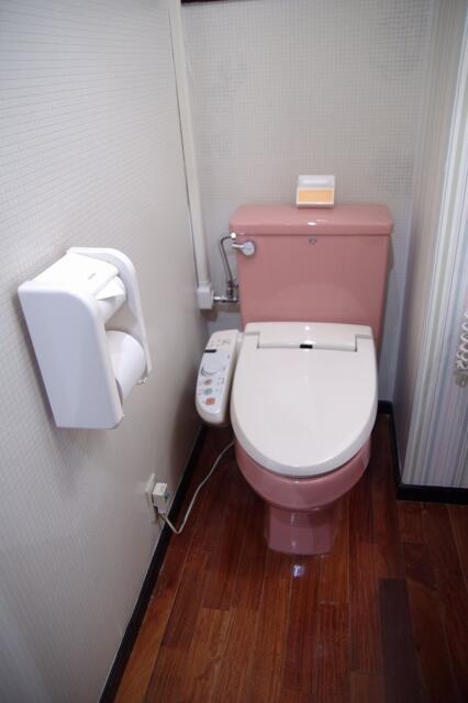 TOWER HOTEL(足立区/ラブホテル)の写真『601号室　洗浄機能付きトイレ』by マーケンワン