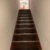 ア・プレスト(浜松市/ラブホテル)の写真『31号室階段』by 一刀流
