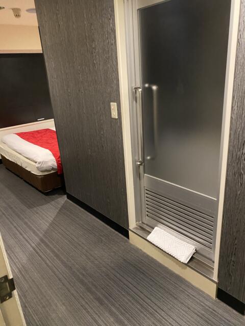 HOTEL Liebe(リーベ)(川口市/ラブホテル)の写真『401号室（右手前から奥）』by こねほ
