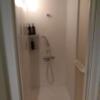 HOTEL Clover AKASAKA(クローバー赤坂)(港区/ラブホテル)の写真『202号室 シャワー室』by ましりと