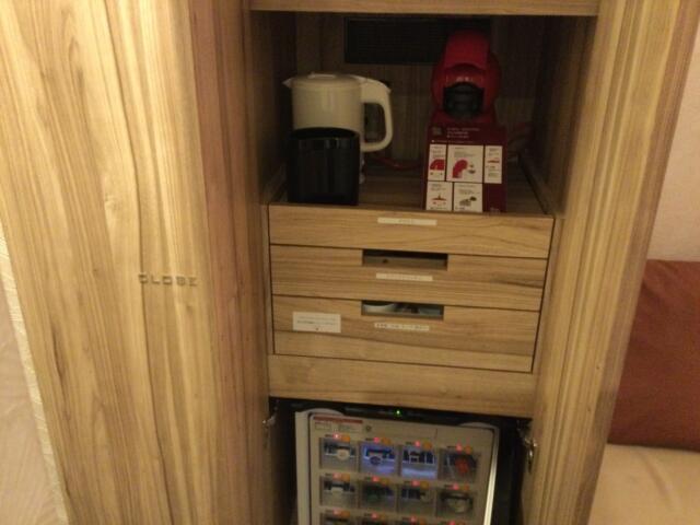 HOTEL SENSE(センス)(新宿区/ラブホテル)の写真『303号室 キャビネット(バリスタコーヒーマシンあり)』by ACB48