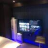 HOTEL THE HOTEL（ホテル　ザ・ホテル）(新宿区/ラブホテル)の写真『#23号室　液晶テレビとウォーターサーバー、空気清浄機』by hello_sts