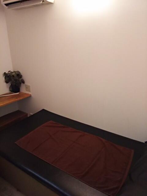 レンタルルーム ROOMS(新宿区/ラブホテル)の写真『5号室 ベッド』by 巨乳輪ファン