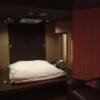トキワ(豊島区/ラブホテル)の写真『502号室　入り口付近からベッドへ。ベッド周りにコンセント無し。』by Infield fly
