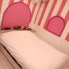 セッティングザシーン厚木(厚木市/ラブホテル)の写真『ベッドです。(413号室利用21,2)』by キジ