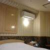 RING MY BELL（リングマイベル）(相模原市/ラブホテル)の写真『401号室の天井 照明は明るい』by angler