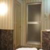 RING MY BELL（リングマイベル）(相模原市/ラブホテル)の写真『401号室のベッド側から見たトイレと浴室 洗面台方向』by angler