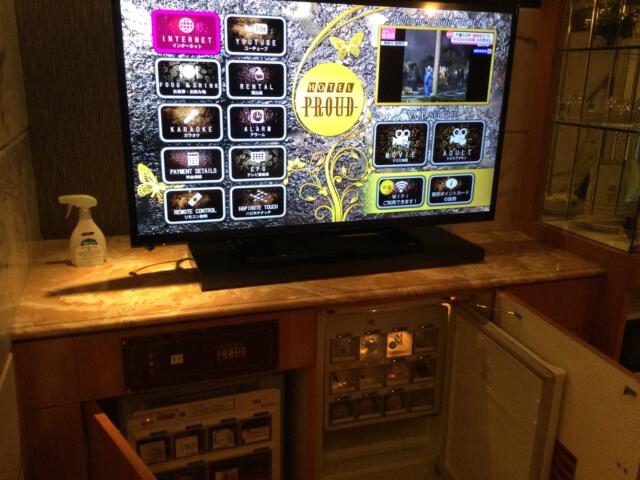 HOTEL PROUD（プラウド）(新宿区/ラブホテル)の写真『501号室 大型画面TV、持ち込み用冷蔵庫等』by ACB48