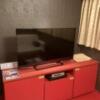 HOTEL LIBERAL(リベラル)(神戸市中央区/ラブホテル)の写真『105号室　テレビ周辺』by 風のヒューイ