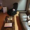 ホテル ファニーズ(横浜市中区/ラブホテル)の写真『501号室 ソファーとマッサージチェア』by 92魔