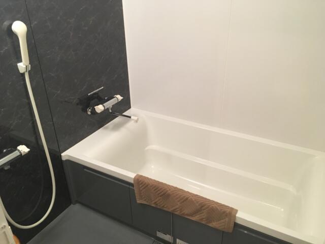 HOTEL Ｘ（エックス）(柏市/ラブホテル)の写真『診察室（浴室。ここだけ普通です。）』by mailbox