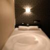 池袋グランドホテル(豊島区/ラブホテル)の写真『504号室ベッド』by カモメの民兵さん