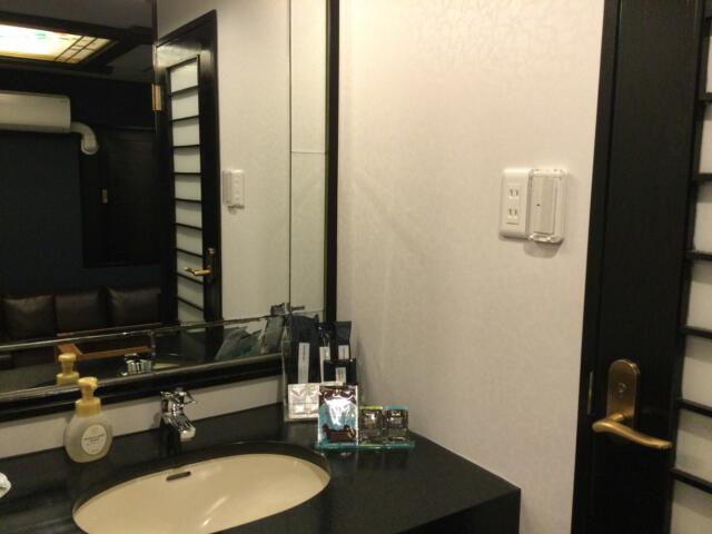 HOTEL Bless（ブレス)(新宿区/ラブホテル)の写真『206号室 洗面台』by ACB48