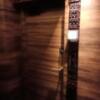 HOTEL Petit Bali 新宿三丁目店(プティバリ）(新宿区/ラブホテル)の写真『玄関です。ﾊﾞﾘ風です。(402号室利用21,4)』by キジ