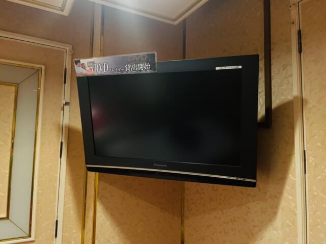 ホテルSAVOY(台東区/ラブホテル)の写真『506号室のテレビ』by miffy.GTI