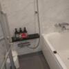 ホテルマーブル(品川区/ラブホテル)の写真『401号室、浴室のシャワー』by ビデ三郎