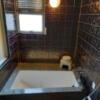 ペリカン(渋谷区/ラブホテル)の写真『501号室の浴室。すぐにたまります。タイル貼り。滑りやすいです。(^_^ゞ』by angler