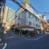 ペリカン(渋谷区/ラブホテル)の写真『昼の外観　午後５時でも４階以上には陽光が注ぐ。(*^^*)』by angler