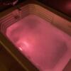 ジャガーホテル 神戸ノース(神戸市中央区/ラブホテル)の写真『301号室　浴槽照明①』by 風のヒューイ