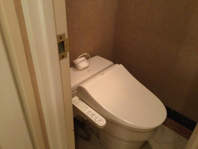 HOTEL CEAN新宿（セアン）(新宿区/ラブホテル)の写真『203号室 トイレ』by ACB48